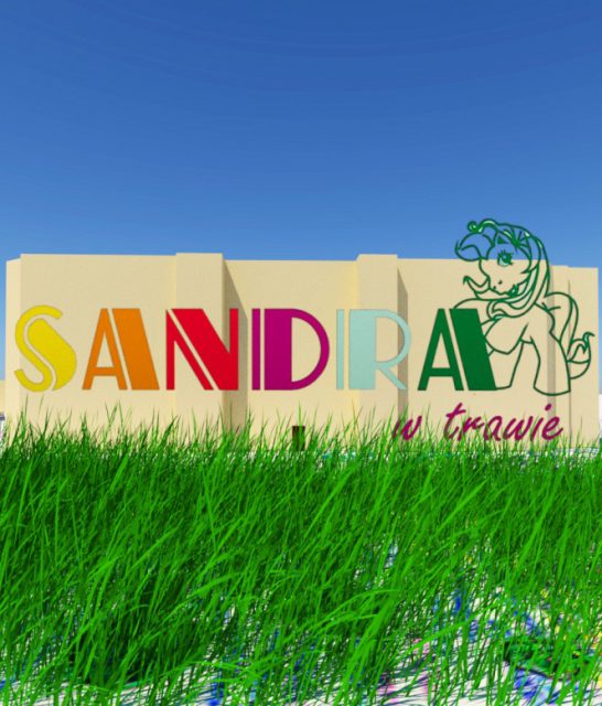 Sandra w trawie – galeria przed Zachętą